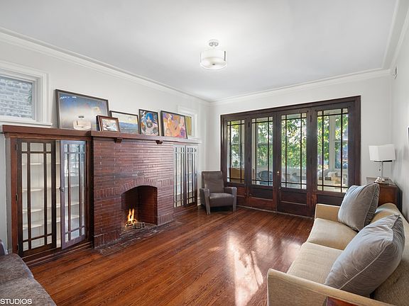 2nd image of 6025 S Saint Lawrence Ave Unit 3