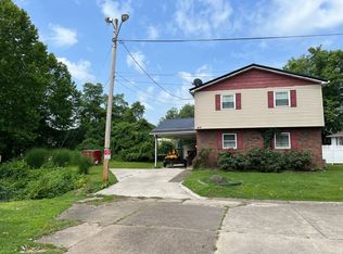 416 Kanawha Ave, Nitro, WV 25143