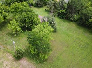 801 N 9th St, Okemah, OK 74859