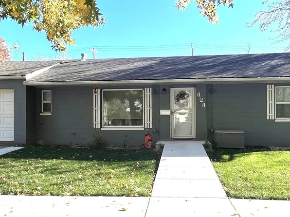 424 Iowa St, Winfield, KS 67156