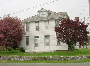 192 Mechanic St #A, Reinholds, PA 17569