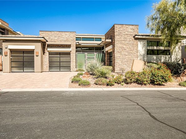 32 Hunting Horn Dr