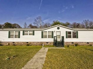 328 Bright Leaf Rd, Loris, SC 29569
