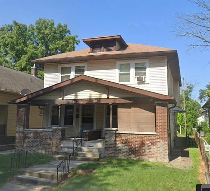 624 1/2 N Drexel Ave — Photo 1