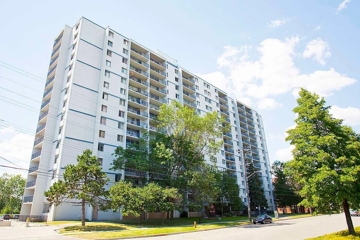 McCowan Apartments — Photo 2