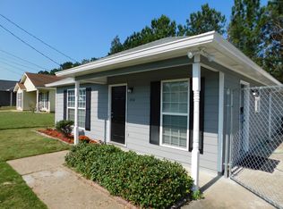 352 Mill Pond Dr, Phenix City, AL 36870