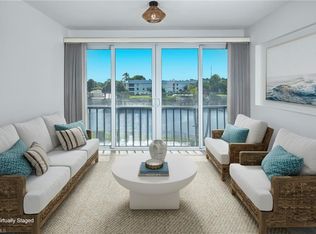 3100 Binnacle DR #305, NAPLES, FL 34103