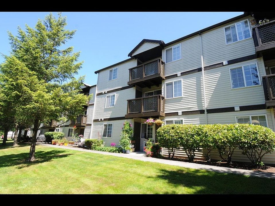 1st image of 200 Lippert Dr W APT B108