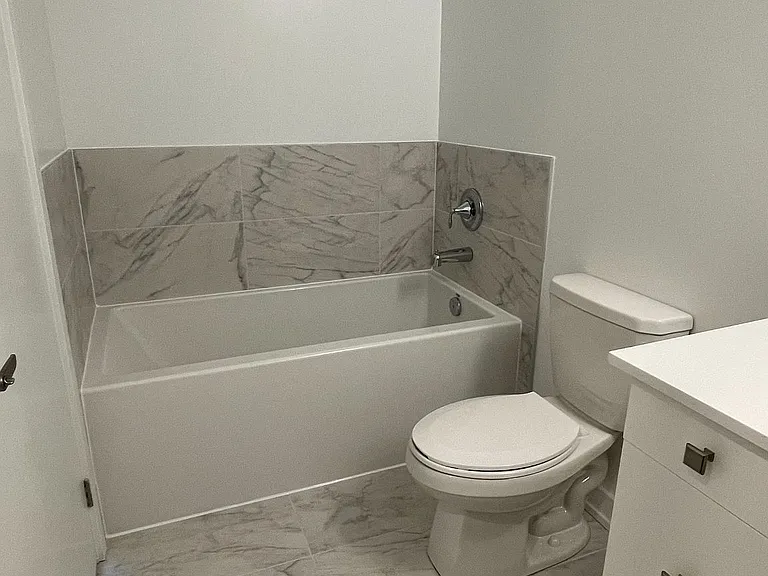 1035 Southdown Rd #801 — Photo 21