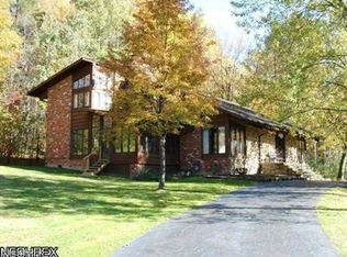15211 Fox Run, Chagrin Falls, OH 44022