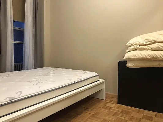 Rented by Shai Realty Management Inc | media 9