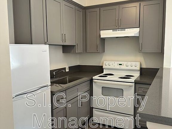 4th image of 650 N Oakland Ave APT 114