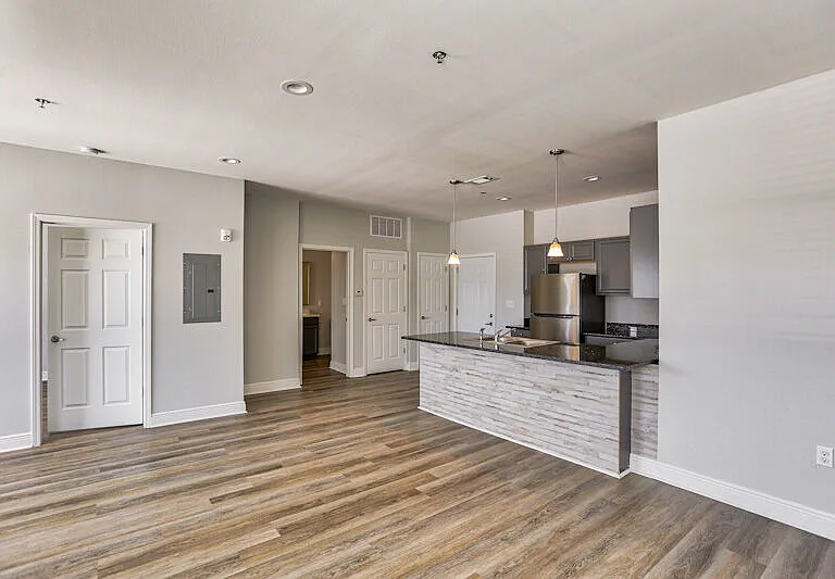 LTL Royal Palms Baton Rouge MT LLC — Photo 19