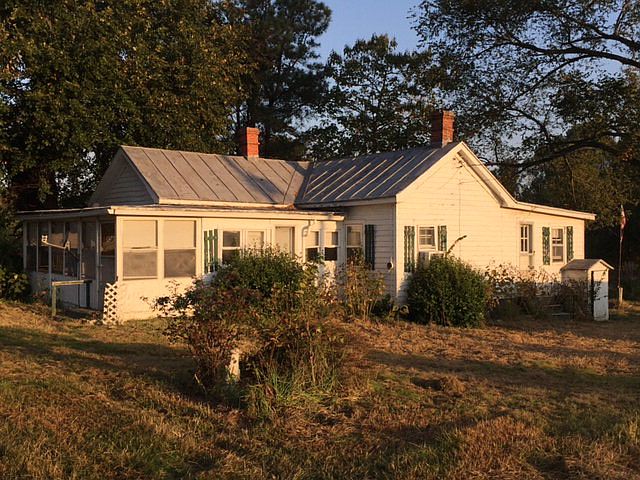 1st image of 39 Candy Ln