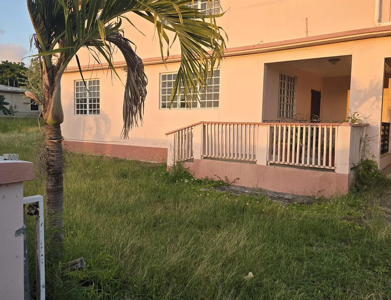 3 bed, 1200 sqft, $1,700 — Photo 1