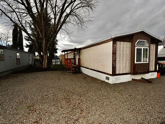2nd image of 1952 E 12th Ave