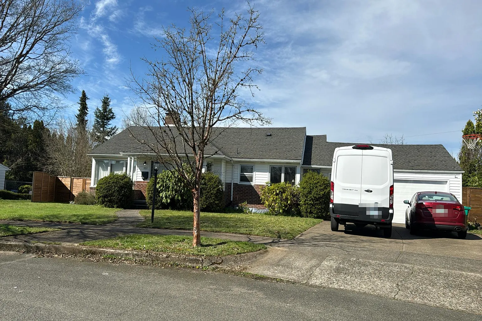 4801 SE Ankeny St photo 1