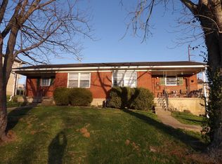 405 Ridgewood Ln, Frankfort, KY 40601