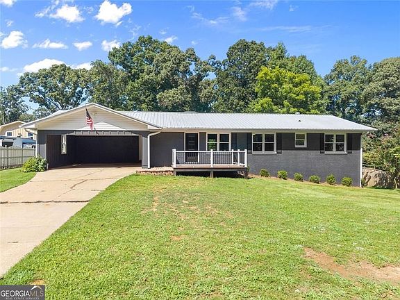 2nd image of 5850 Norton Cir