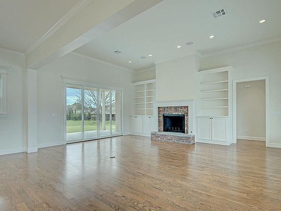 2nd image of 8211 E Greeley Pl