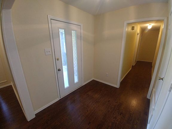 3rd image of 2306 W Arbrook Blvd