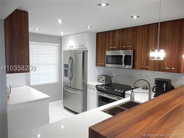 1st image of 535 Oaks Dr APT 501