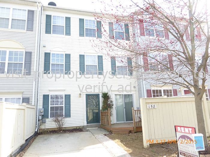 1st image of 158 Heathfield Dr