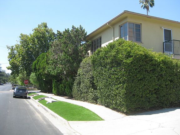 2nd image of 110 W Matilija St APT E