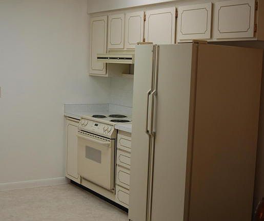 3rd image of 9930 W Lancaster Dr