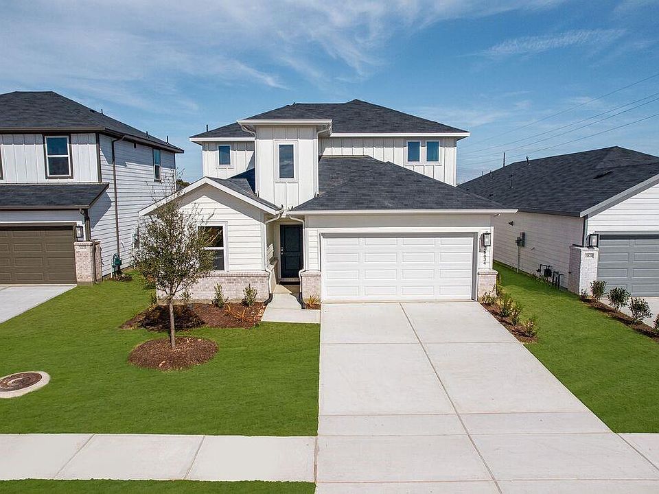 1st image of 26634 Plain Glee St