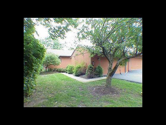 1st image of 136 Shenandoah Trl