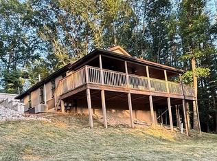 7925 Lakeview Dr SW, Carrollton, OH 44615