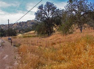 37062 Mistletoe Rd, Squaw Valley, CA 93675