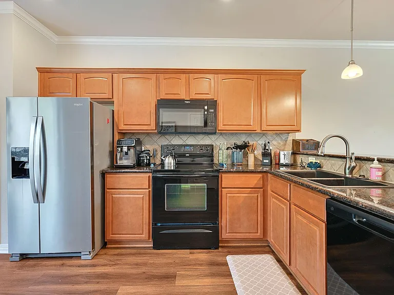 305 Holleman Dr E #1702 — Photo 4