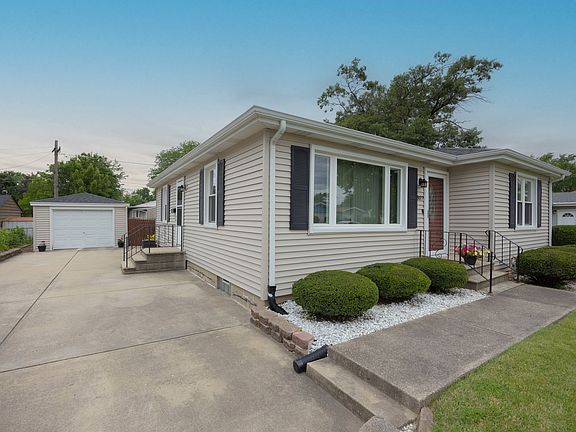 4th image of 807 Westshire Dr