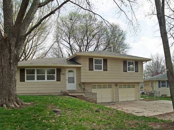 1st image of 2921 Virginia Cir