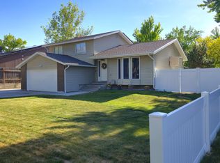 8200 S 865 E, Sandy, UT 84094