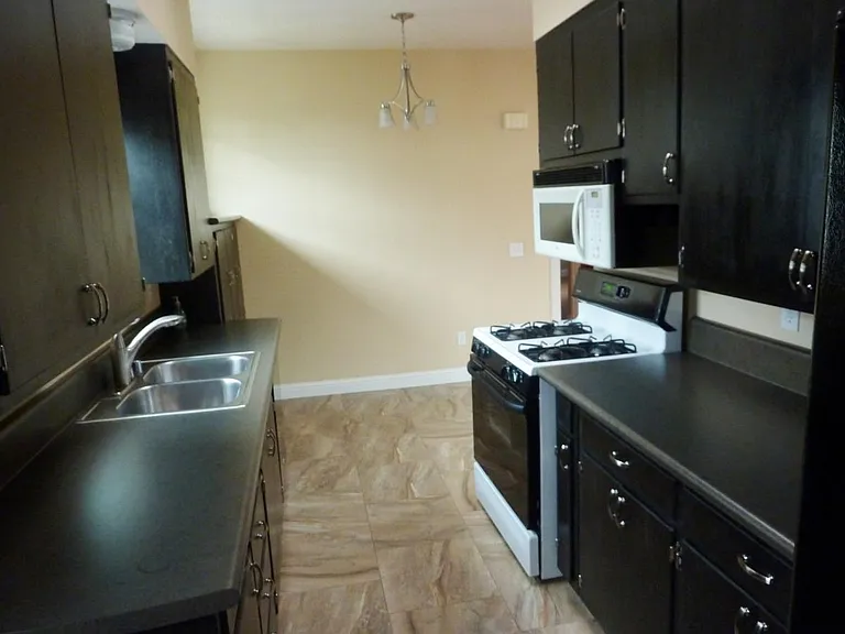 229 Branch St — Photo 9