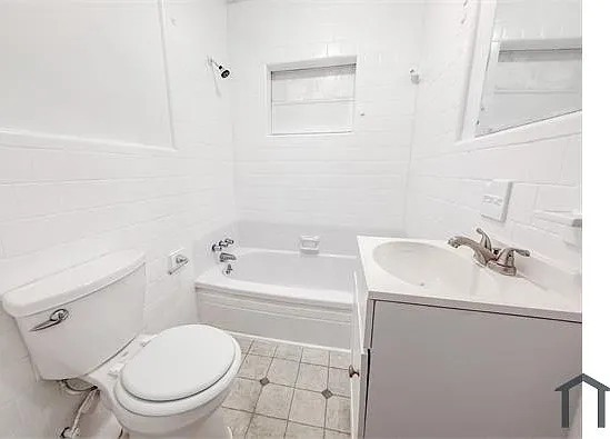 2203 Eleanor Dr — Photo 3