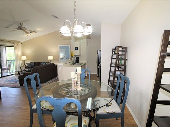 5th image of 2085 Hunters Glen Dr #8