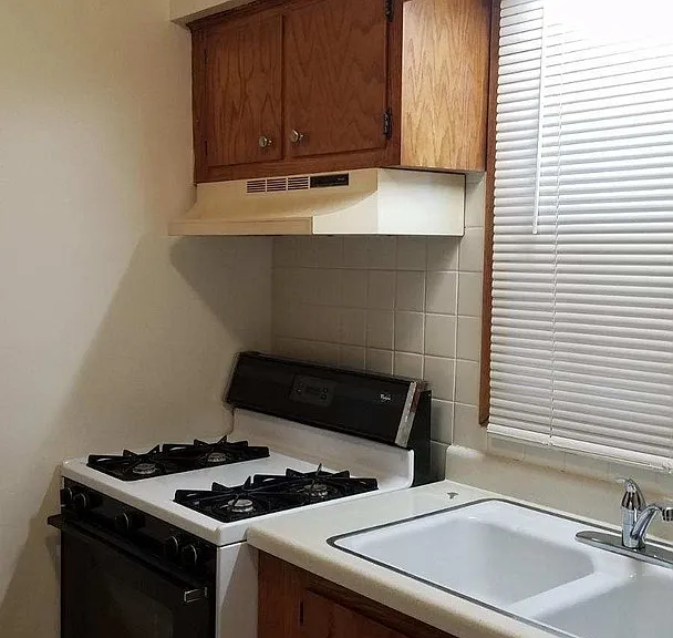 501-505 Mulberry Dr E #509 — Photo 7
