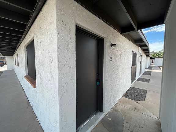 2nd image of 112-124 S McKemy Dr #2