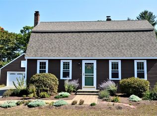5 Harrison Eaton Ln, Amesbury, MA 01913