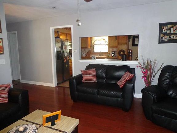 2nd image of 208 W 2nd St