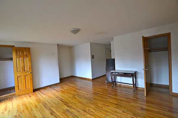Rented by City Stop Realty | media 23