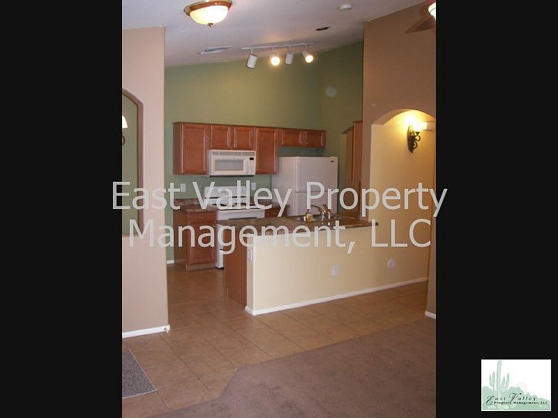 Kitchen view from entry way