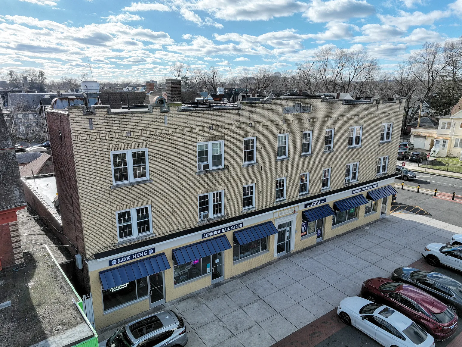Magnolia Building 635-651 Albany Ave - C-4 — Photo 4