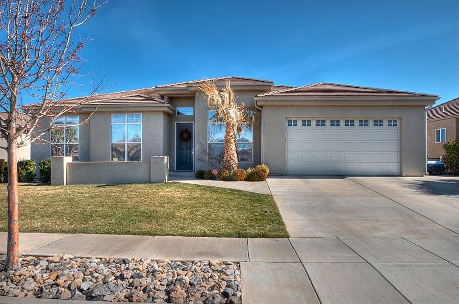 1st image of 3441 S Desert Hills Dr