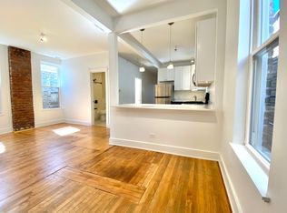 1823 W 17th St #2F, Chicago, IL 60608