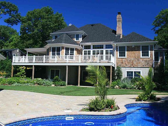 4th image of 10 Highwoods Ct